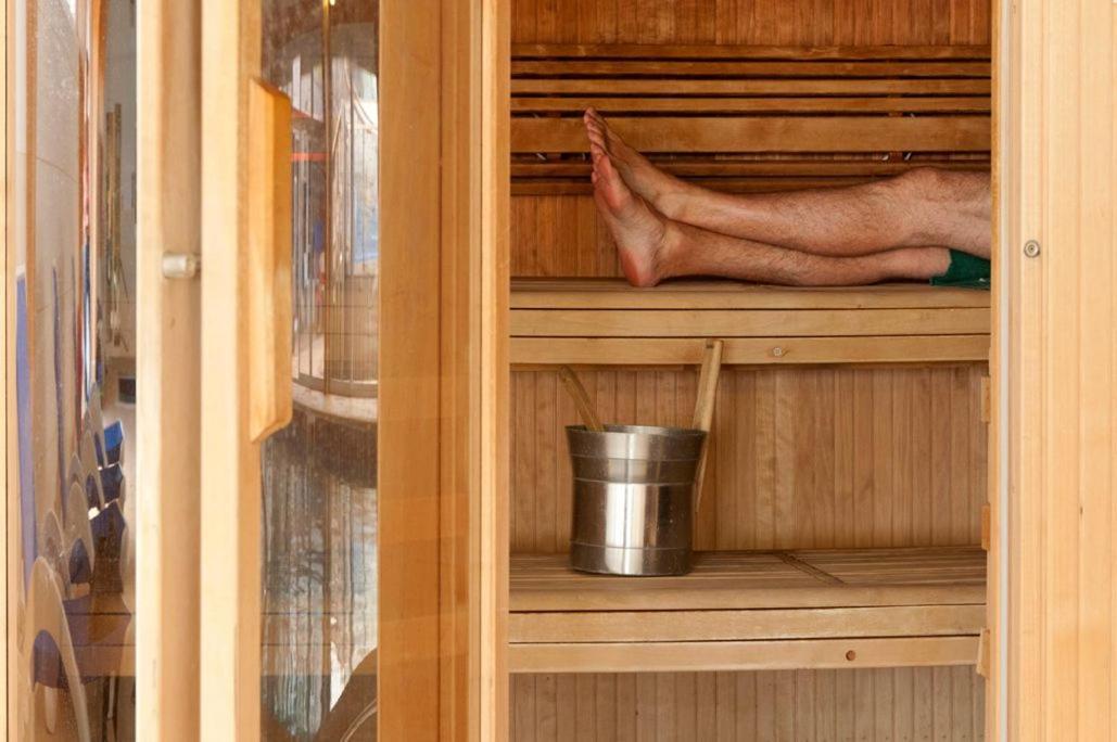 Retallack Resort 4 Bedroom Lodge - Hot Tub For Hire On Request -Pool & Spa Пэдстоу Экстерьер фото